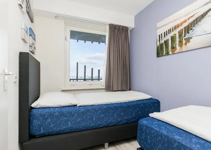 Strandslag Casa Brownie יוליאנאדורפ