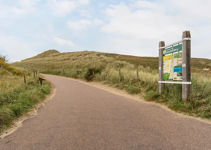 Strandslag Casa Brownie * יוליאנאדורפ